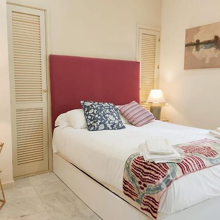 Homeyseville-Bright Apartment At Santa Cruz 4 Pax, Parking Optional מראה חיצוני תמונה
