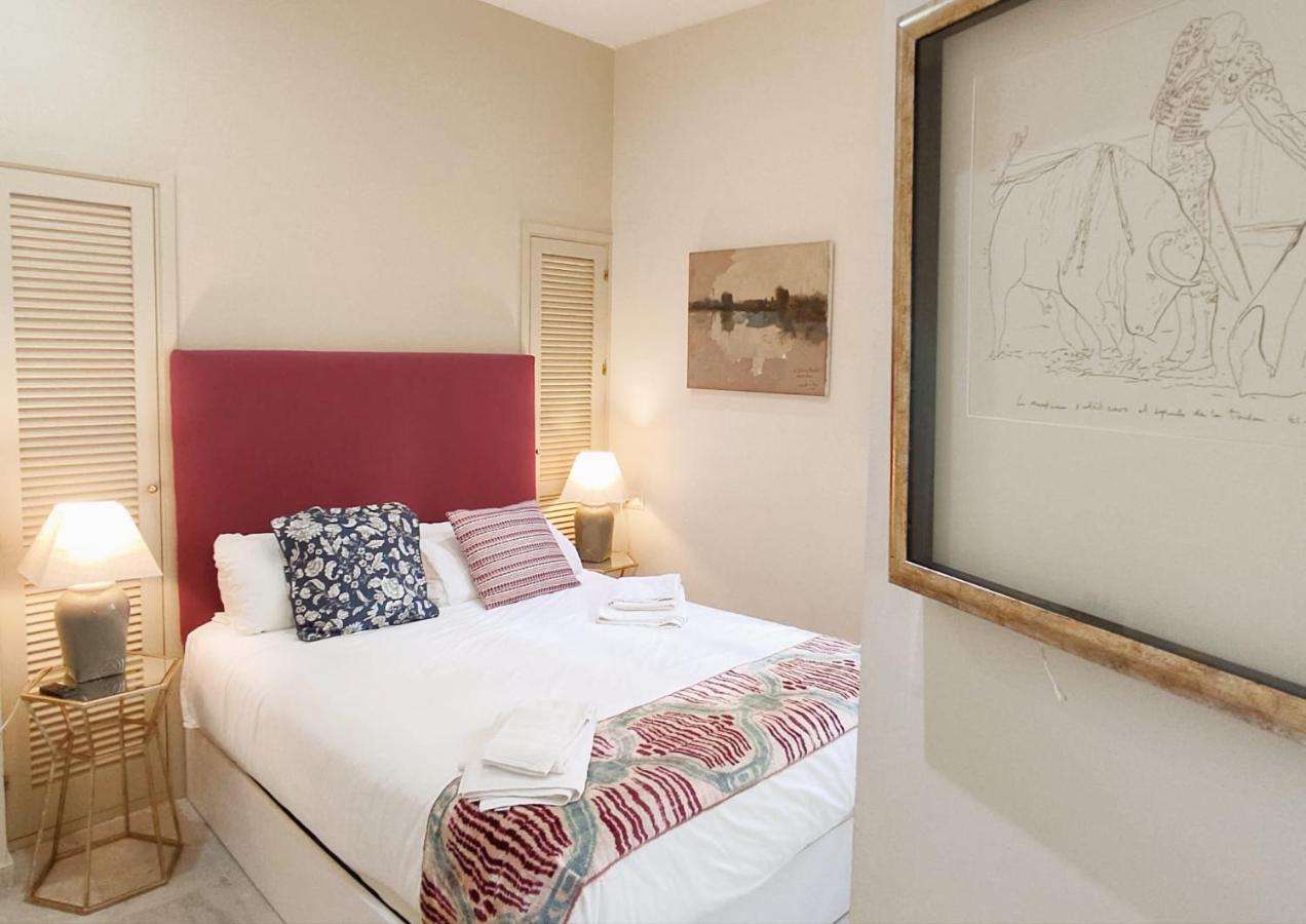 Homeyseville-Bright Apartment At Santa Cruz 4 Pax, Parking Optional מראה חיצוני תמונה